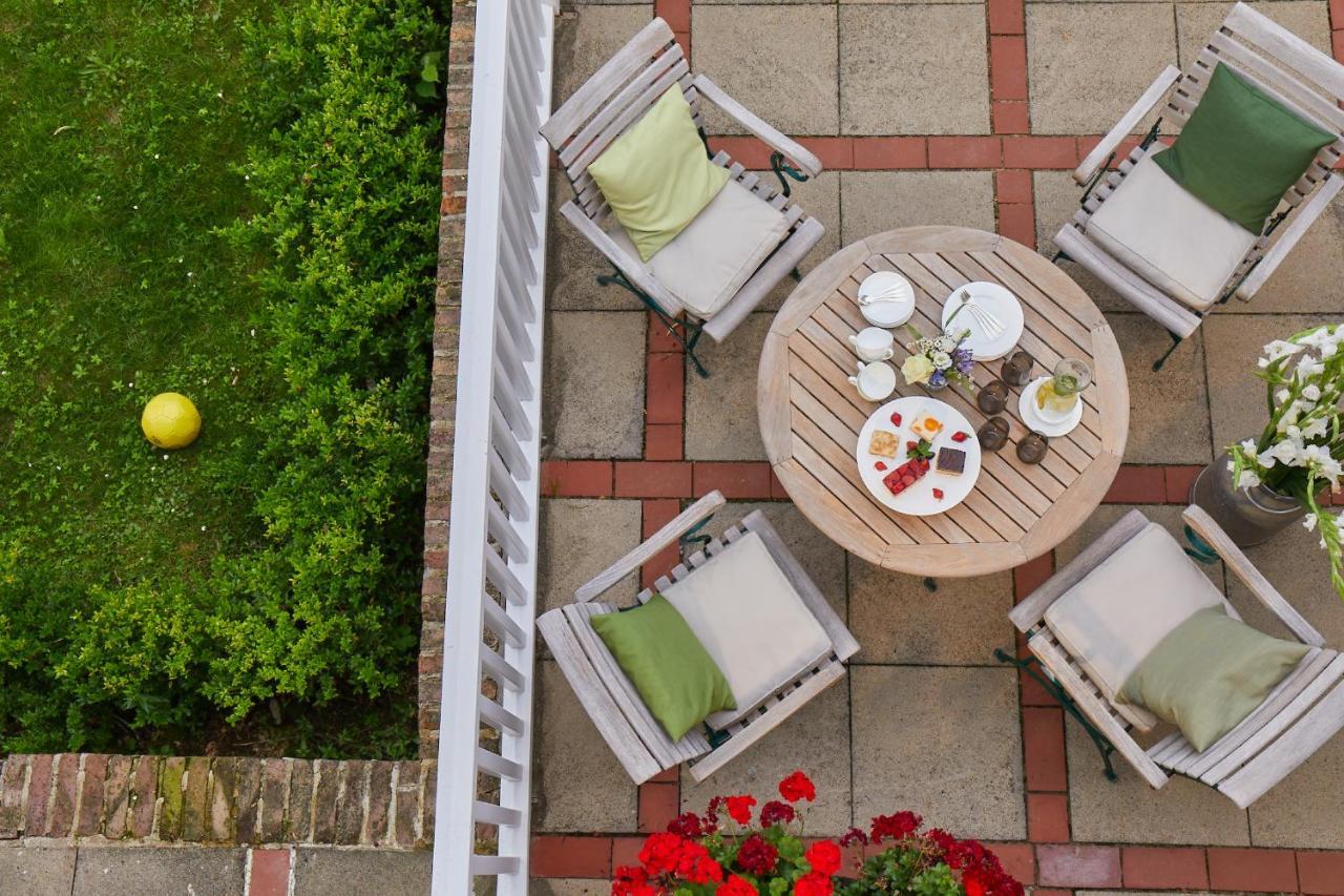 Relais & Chateaux Gutshaus Stolpe Stolpe an der Peene Buitenkant foto