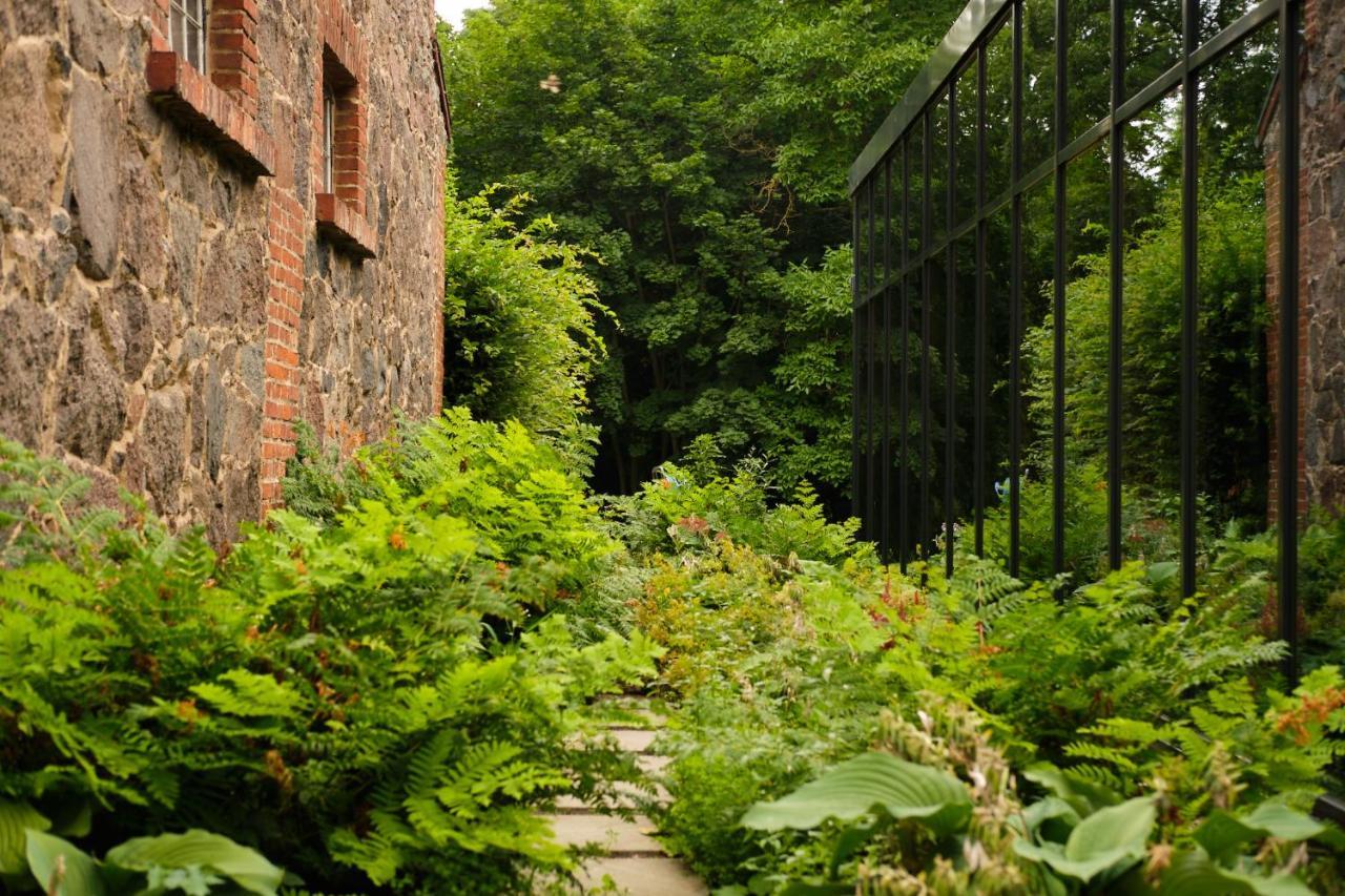 Relais & Chateaux Gutshaus Stolpe Stolpe an der Peene Buitenkant foto